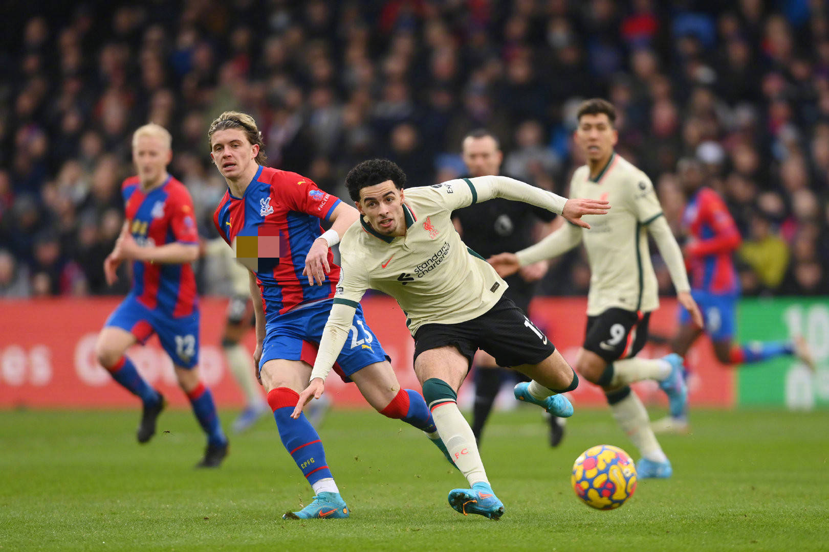 他多次凭借 他多次凭借